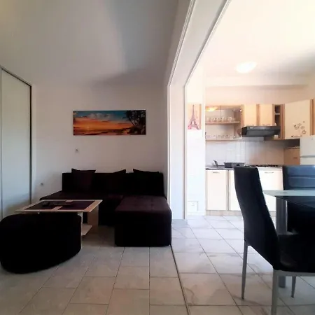 Apartment Nada *