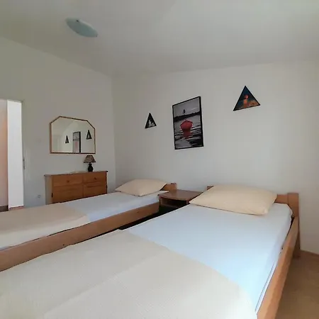 Apartment Nada Krk Town