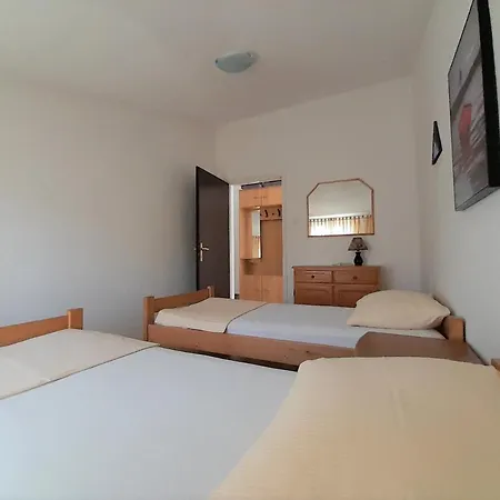 Apartment Nada Krk Town