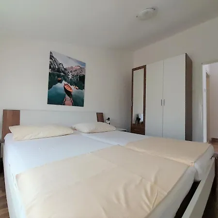 Apartment Nada Krk Town