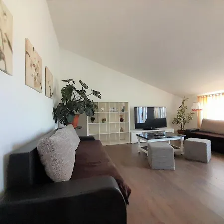 Apartment Nada *