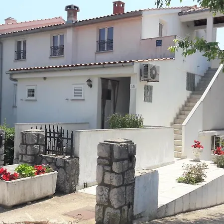 Nada Apartment *